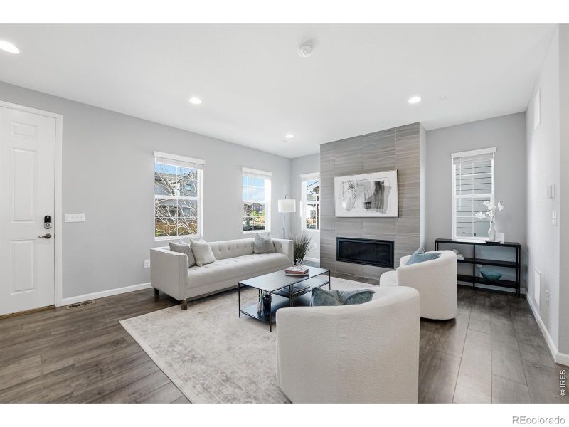 10094 Flower St, Broomfield, CO 80021