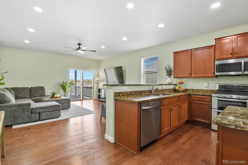 42337 Glen Abbey Dr, Elizabeth, CO 80107