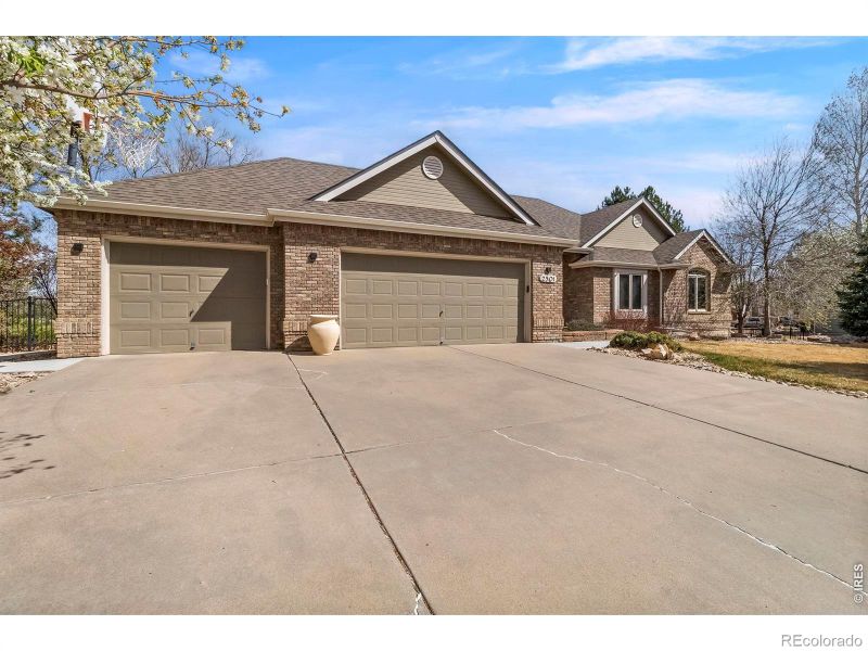 2501 W 36th St, Loveland, CO 80538
