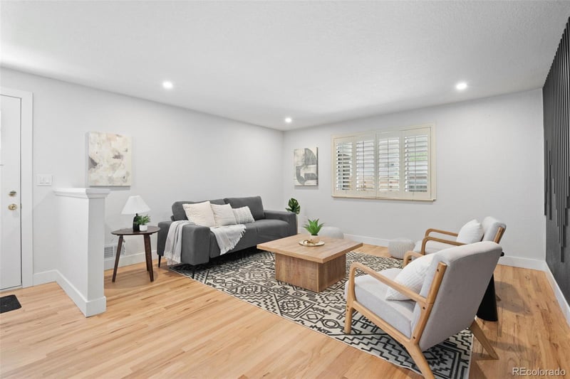 6695 S Ogden St, Centennial, CO 80121