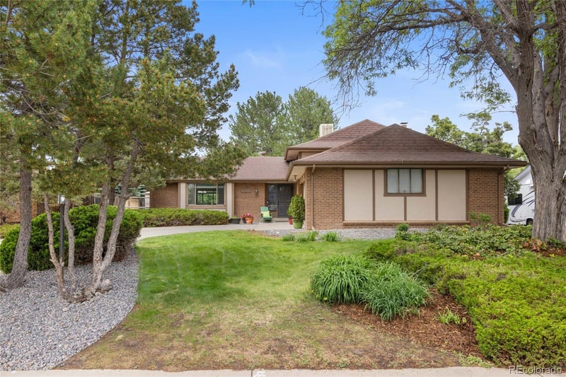 1055 E 16th Ave, Broomfield, CO 80020