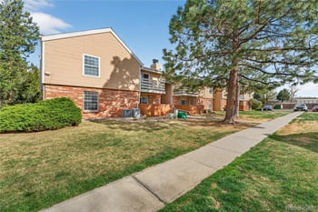3320 S Ammons St #101, Lakewood, CO 80227