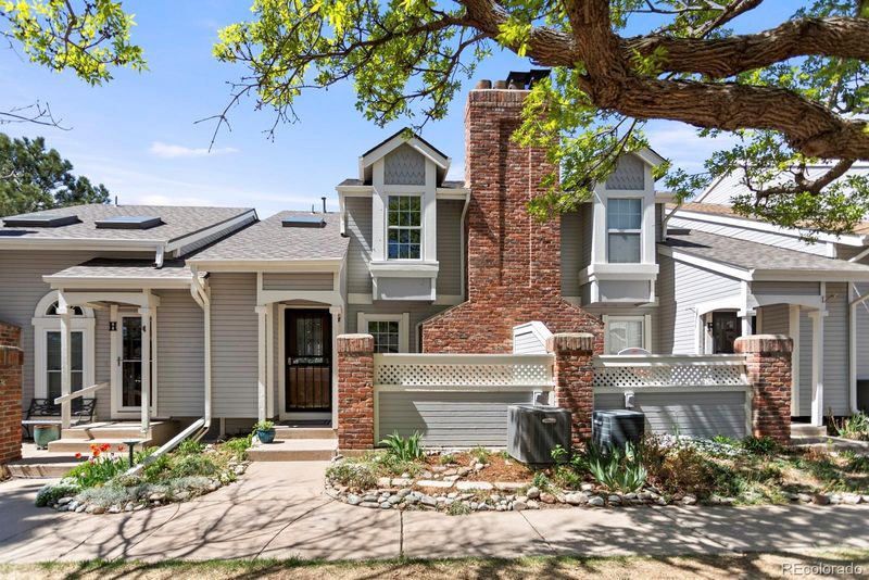 2890 W Long Cir #G, Littleton, CO 80120
