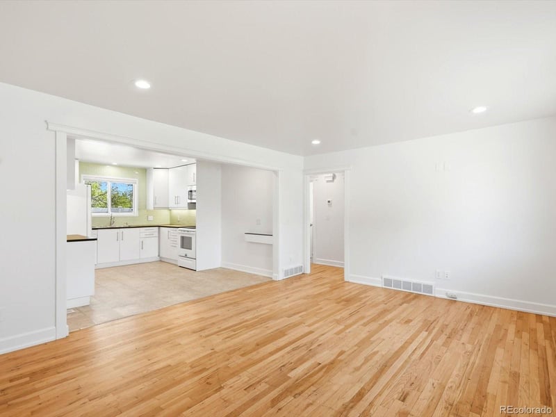 5870 W 5th Ave, Lakewood, CO 80226