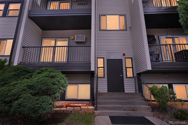 1350 Golden Cir #211, Golden, CO 80401
