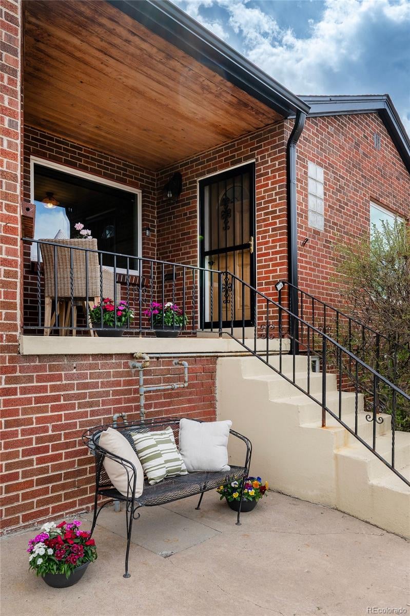 5036 W Moncrieff Pl, Denver, CO 80212