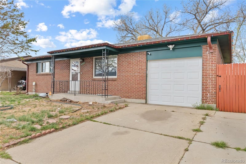 13041 Olmsted Pl, Denver, CO 80239