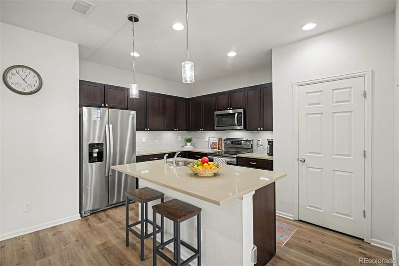 16036 E Warner Dr, Denver, CO 80239