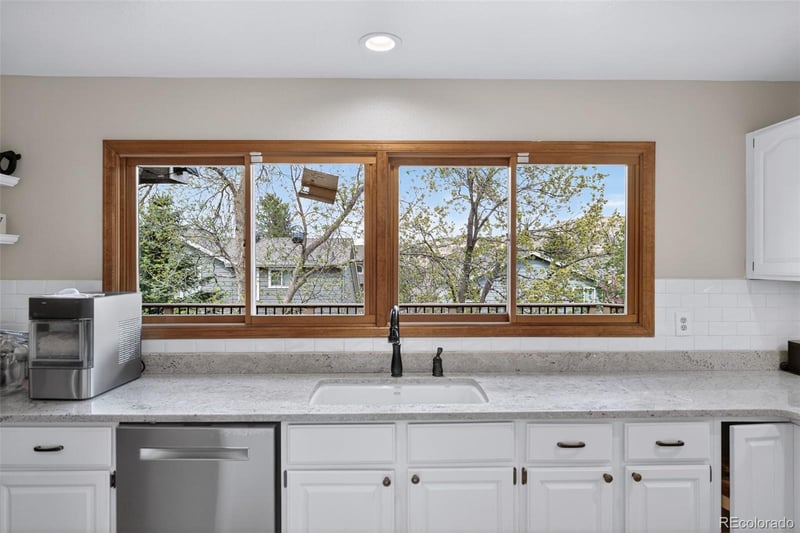 73 Buckthorn Dr, Littleton, CO 80127
