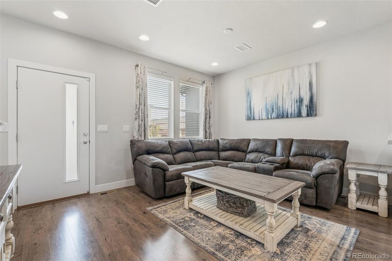 16282 E 47th Pl, Denver, CO 80239