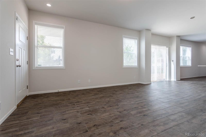 2394 N Emporia St, Aurora, CO 80010