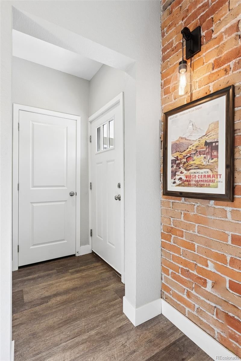 425 N Corona St, Denver, CO 80218