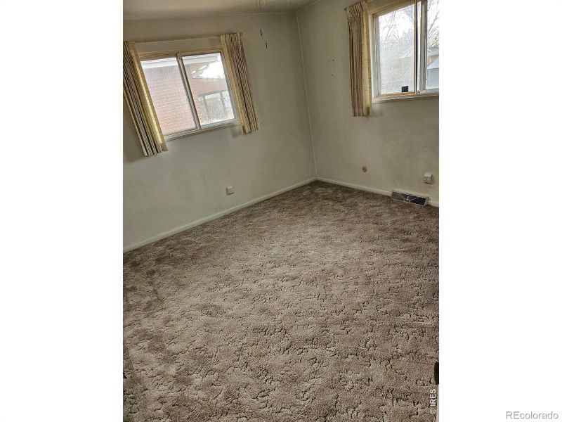 425 35th Ave Ct, Greeley, CO 80634