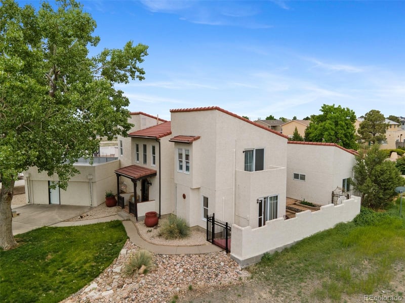 817 E Clarion Dr, Pueblo, CO 81007