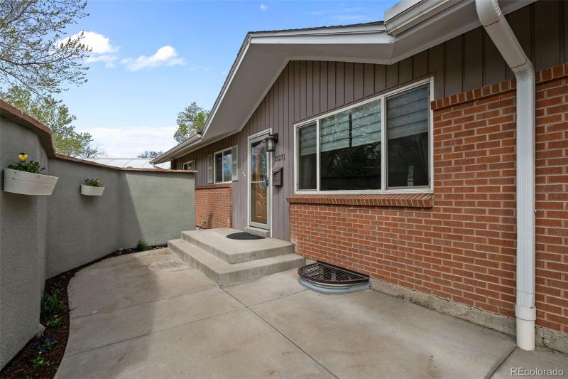 13271 W 20th Ave, Golden, CO 80401