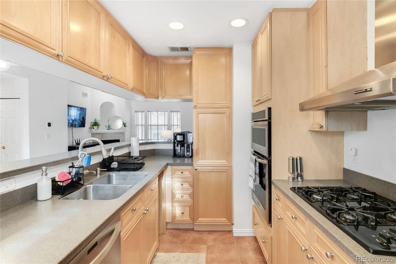 3725 E Ellsworth Ave #D, Denver, CO 80209