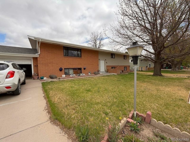 50 Paradise Dr, Burlington, CO 80807