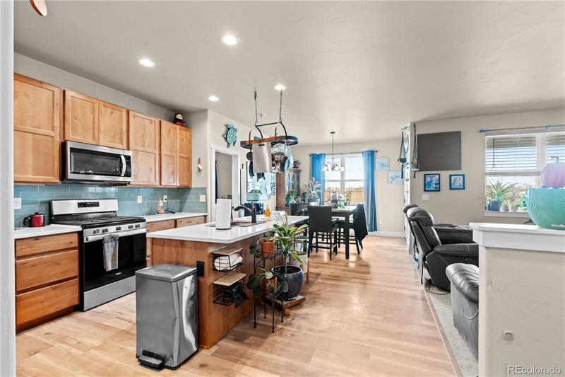 109 7th Ave, Wiggins, CO 80654