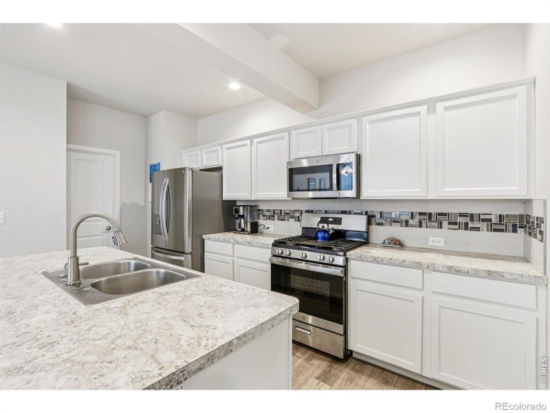 3220 Picasso Dr, Loveland, CO 80538