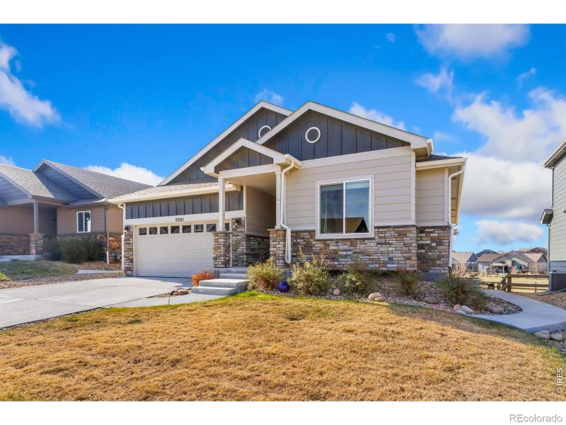 5521 Homeward Dr, Timnath, CO 80547
