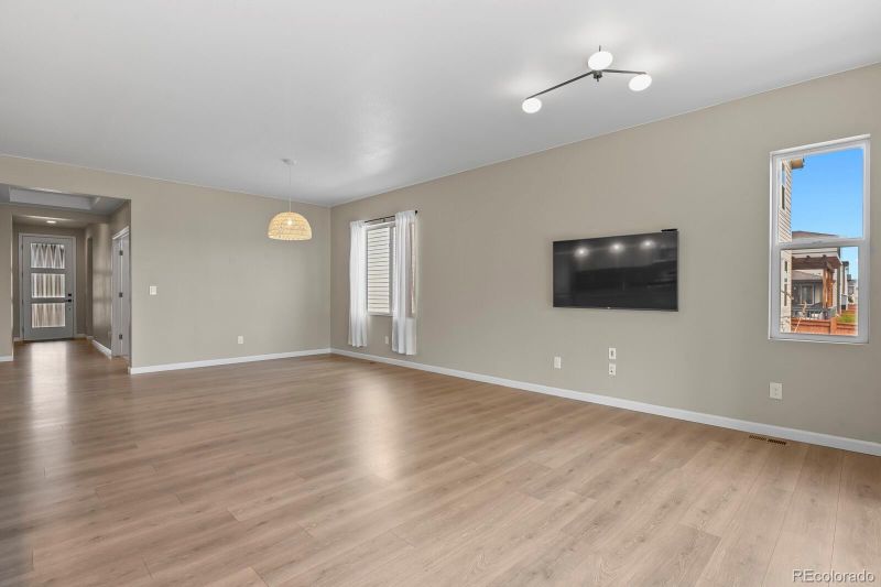 596 W 174th Ave, Broomfield, CO 80023