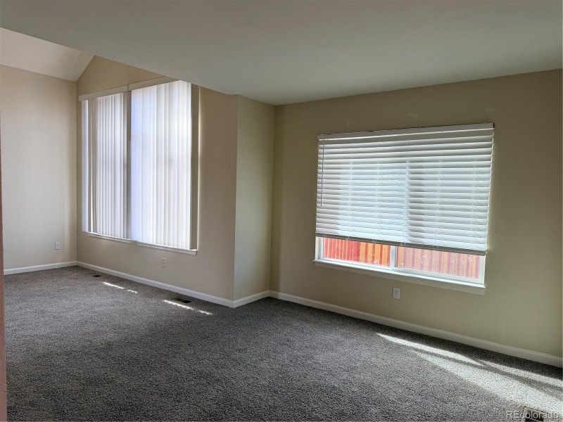 19106 E Carmel Cir, Aurora, CO 80011
