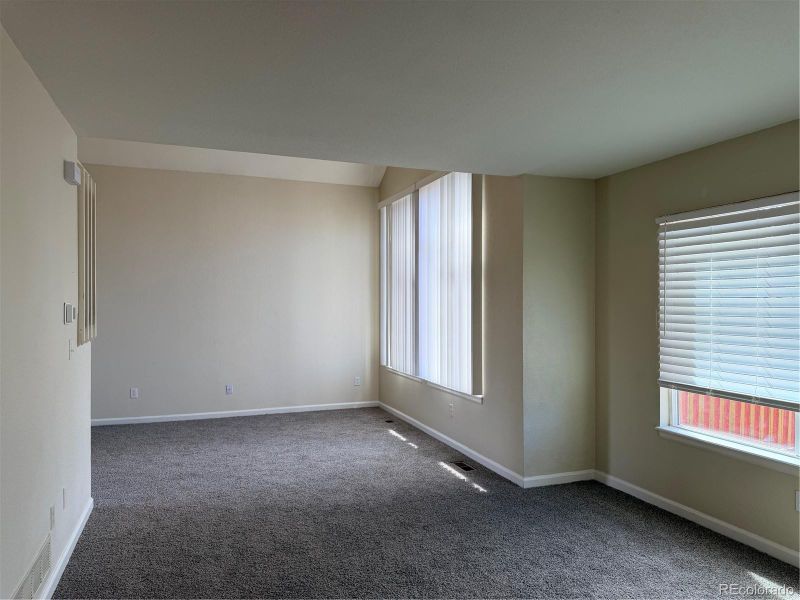 19106 E Carmel Cir, Aurora, CO 80011