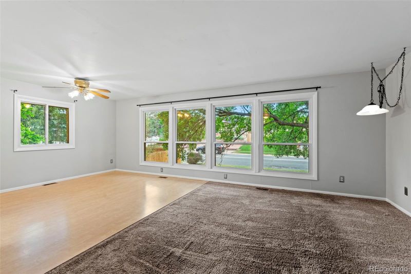 3707 Lander Ln, Colorado Springs, CO 80909