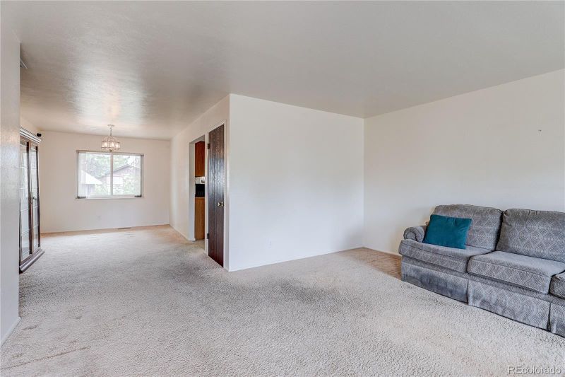 2672 S Quintero Way, Aurora, CO 80013
