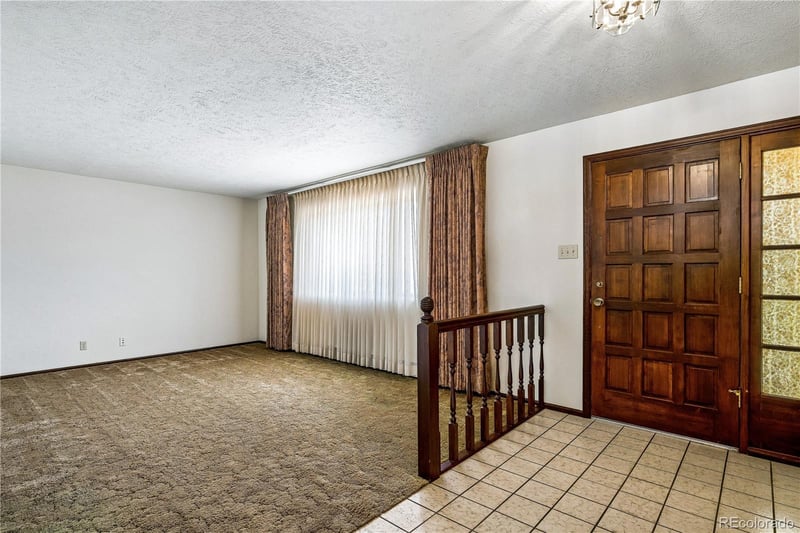 6294 S Oneida Way, Centennial, CO 80111