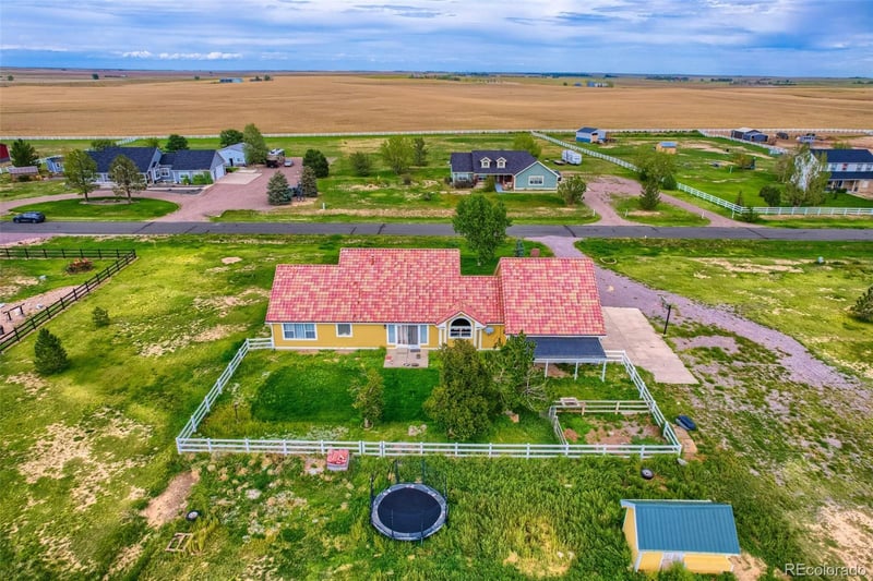 55740 E 41st Ave, Strasburg, CO 80136