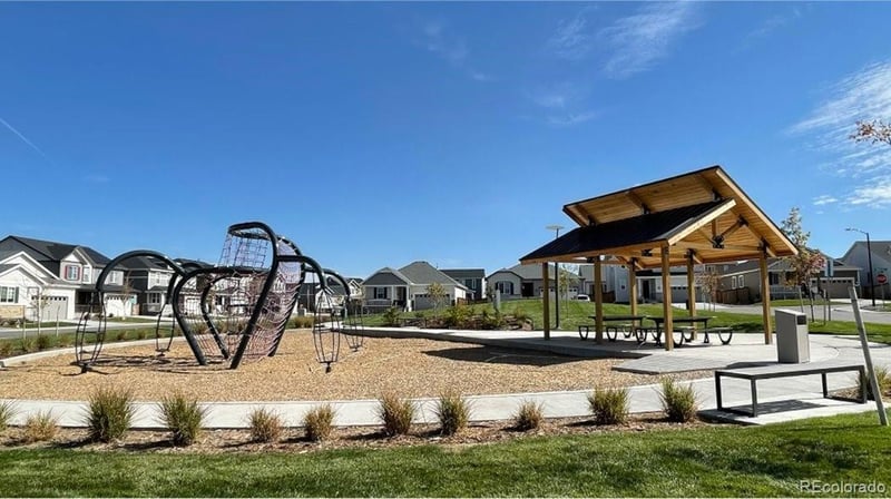 28391 E 5th Ave, Watkins, CO 80137