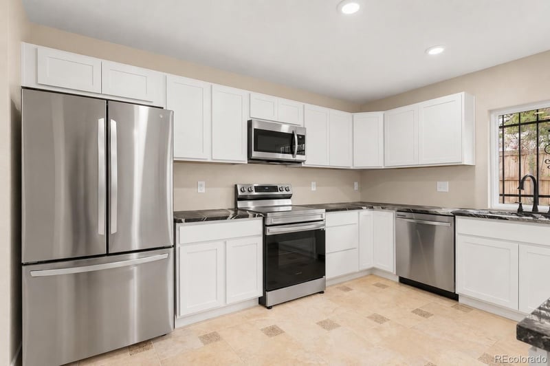 12978 E Elgin Dr, Denver, CO 80239