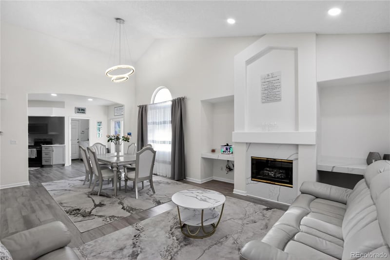 2217 S Kenton Way, Aurora, CO 80014