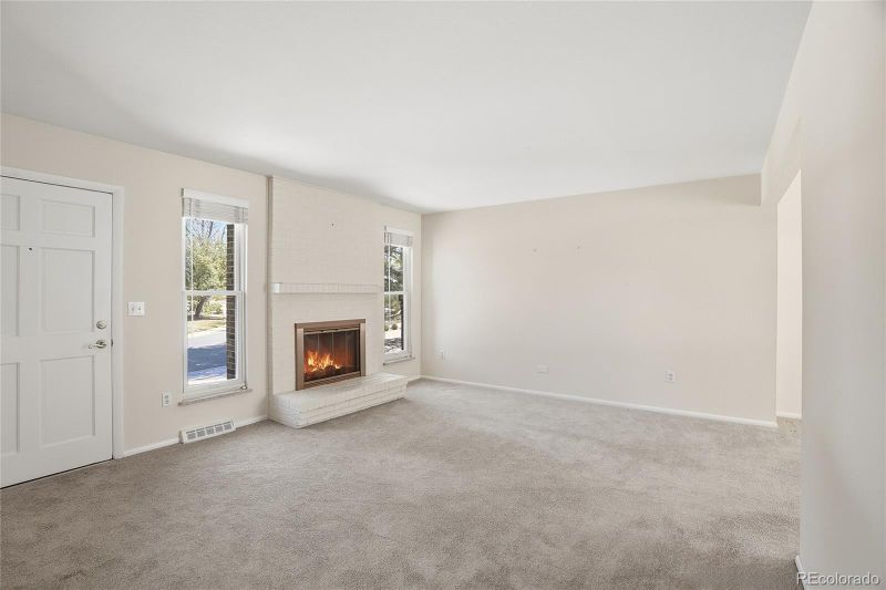 522 E Caley Dr, Centennial, CO 80121