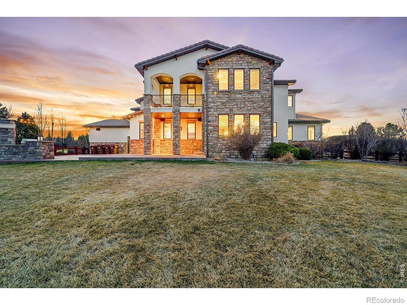 8712 Portico Ln, Longmont, CO 80503