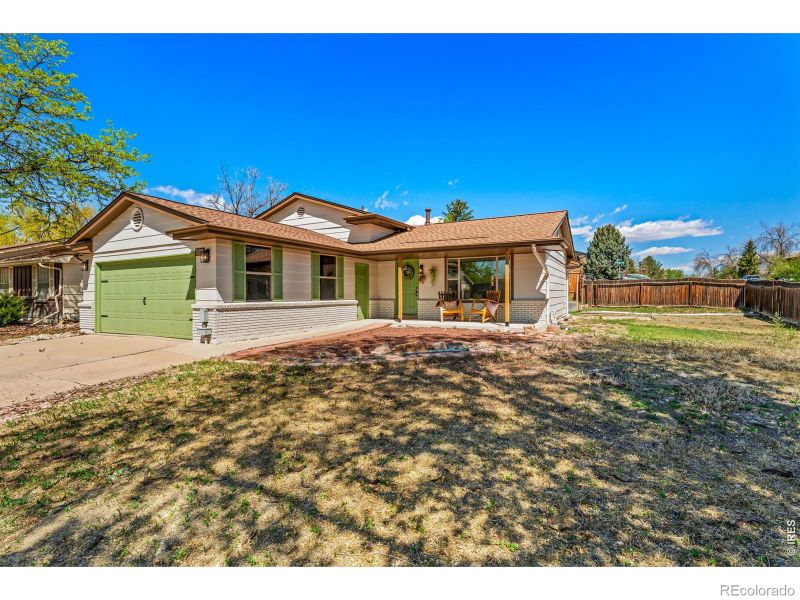 2500 Danbury Dr, Longmont, CO 80503