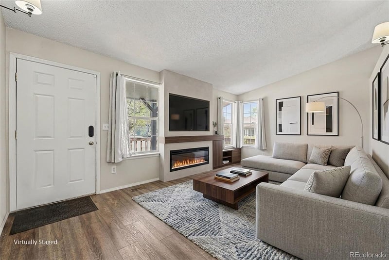 19603 E 42nd Ave, Denver, CO 80249