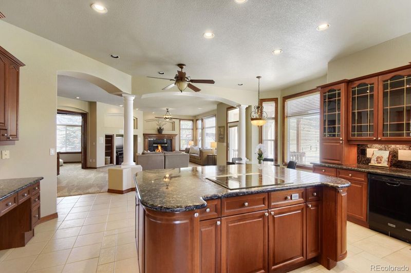 8050 Witney Pl, Lone Tree, CO 80124