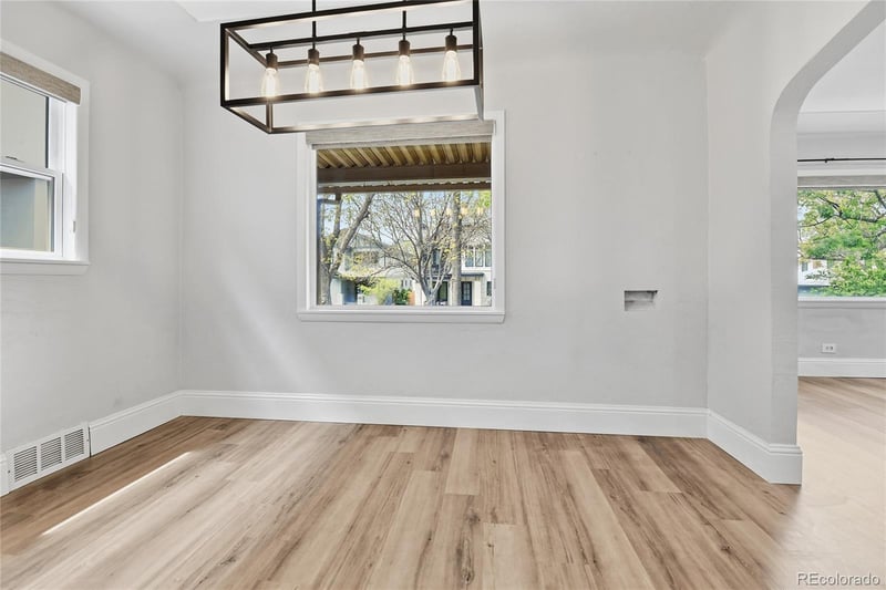 1934 S Washington St, Denver, CO 80210