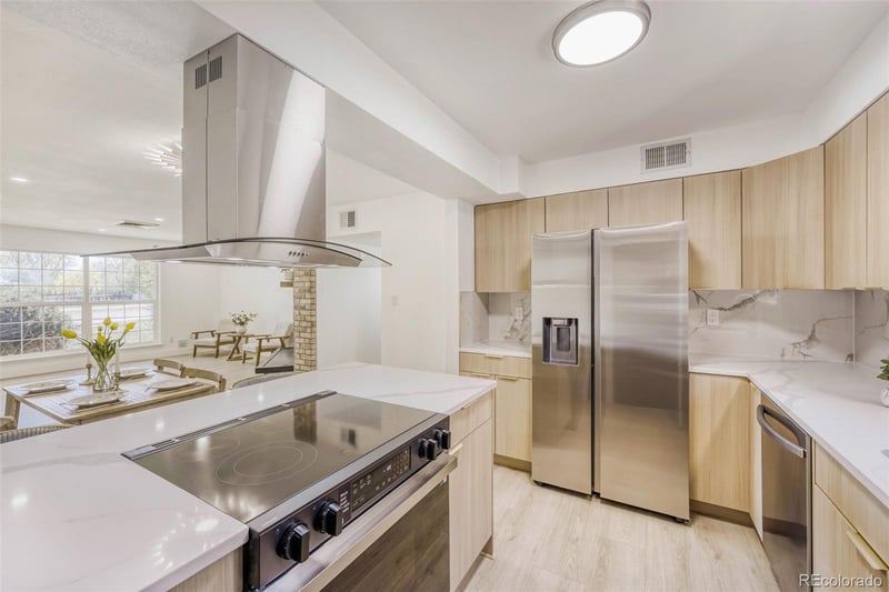 3855 S Monaco St #103, Denver, CO 80237