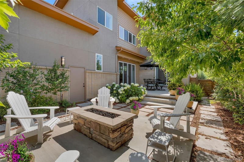 90 Niagara St, Denver, CO 80230