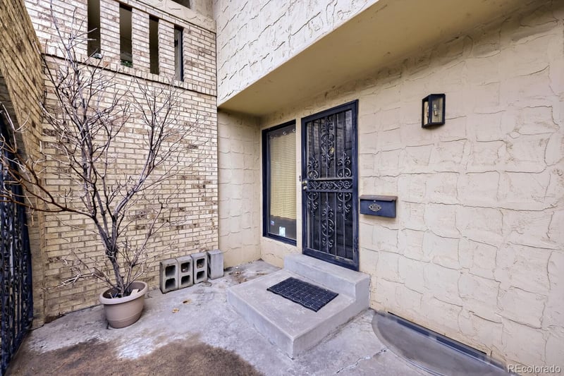 3500 S Ivanhoe St, Denver, CO 80237
