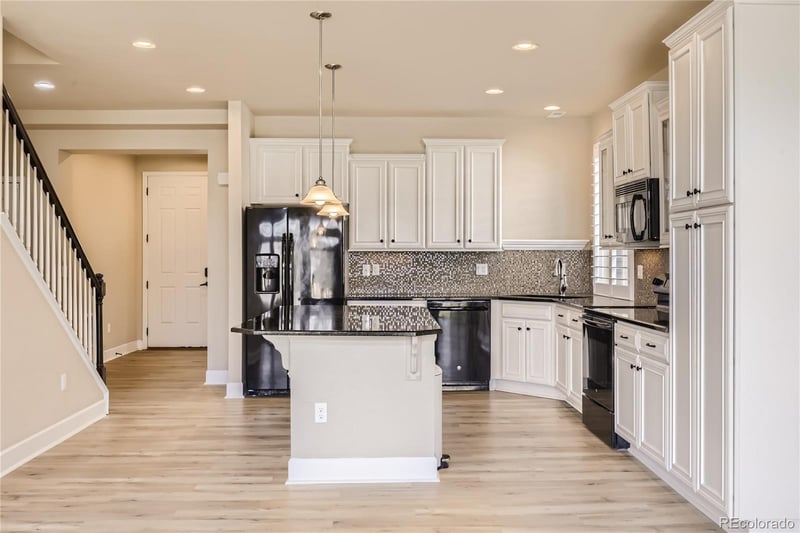 5426 Espana Ct, Denver, CO 80249