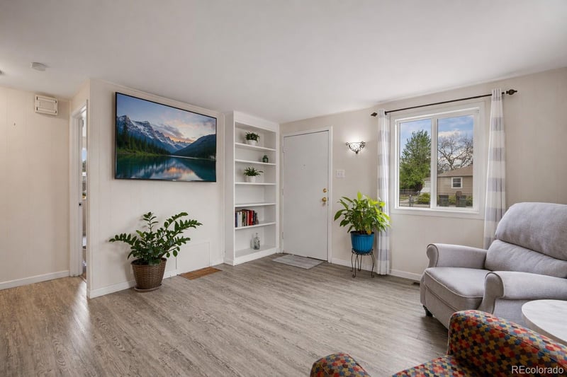 5525 Pierce Ct, Arvada, CO 80002