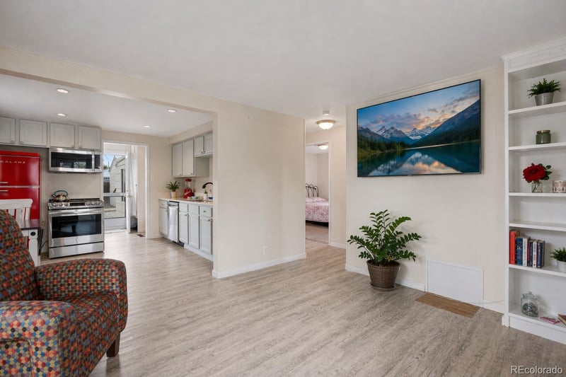 5525 Pierce Ct, Arvada, CO 80002
