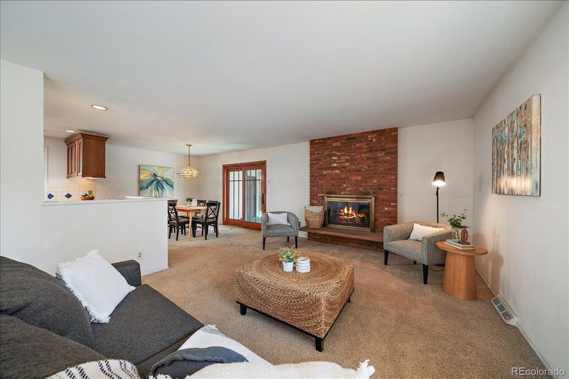 6477 S Hill St, Littleton, CO 80120