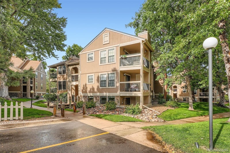 10960 W Florida Ave #104, Lakewood, CO 80232