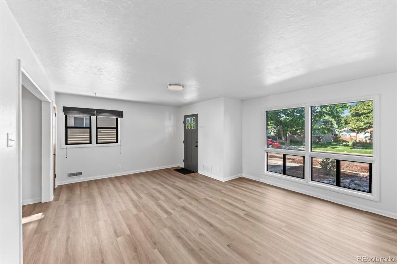 2711 Concord St, Colorado Springs, CO 80907