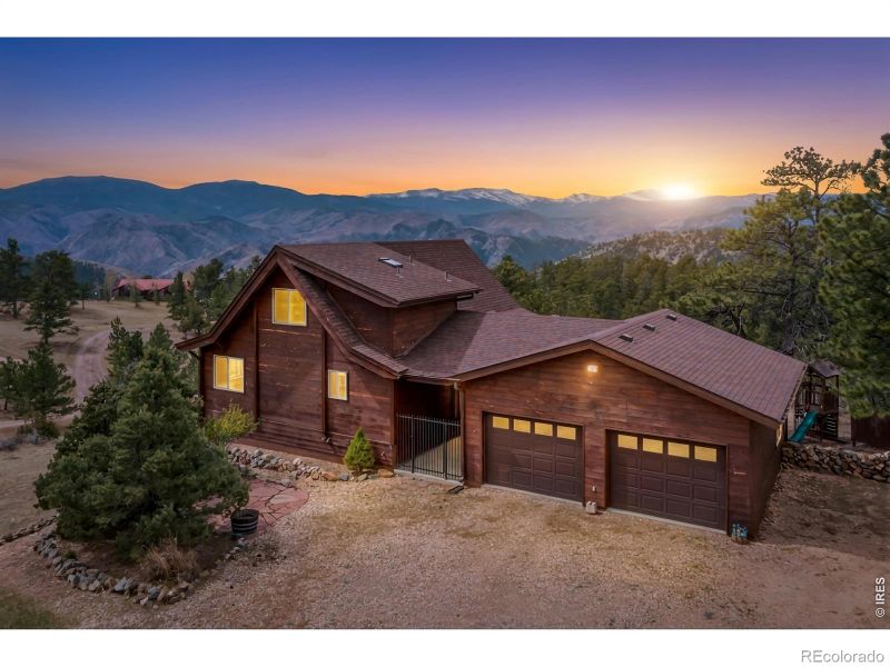 783 Chimney Rock Dr, Livermore, CO 80536